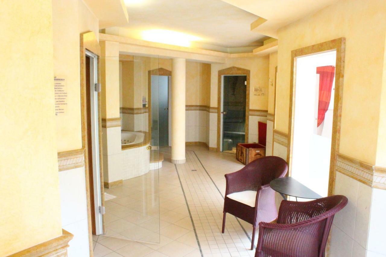 Hotel Rauch Ettringen  Extérieur photo